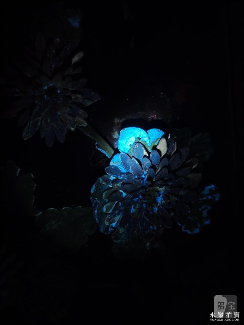 清乾隆 御制紫檀嵌瓷饰芙蓉石御题「菊花」转心插屏 - 图15